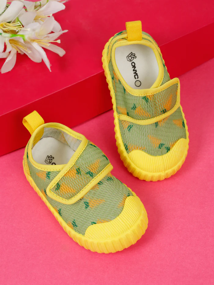 Premium Confetti Toddlers’s Walking Shoes